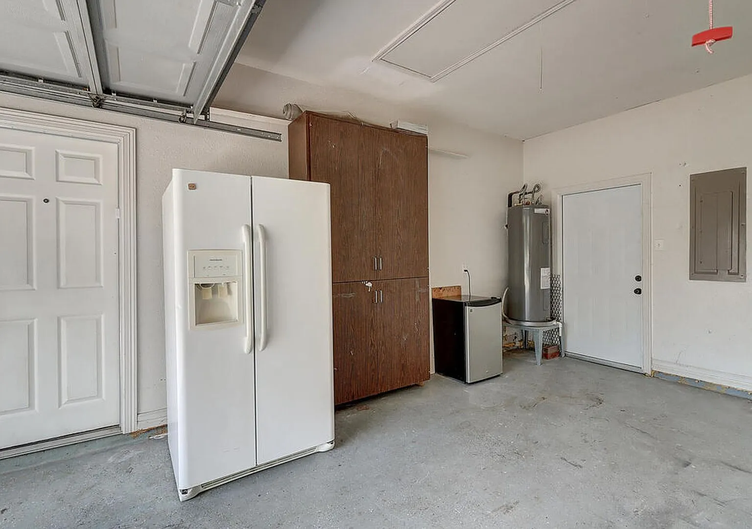 7810 Duchess - 4/bed 2.5/bath $2395/month — Photo 2