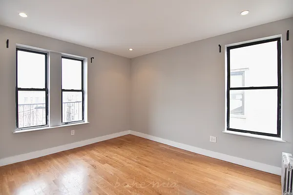 Rented by Bohemia Realty Group | media 10