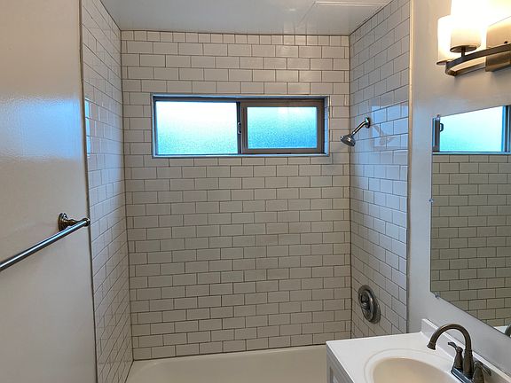 2nd image of 4815 Persimmon Ave #25d74909b