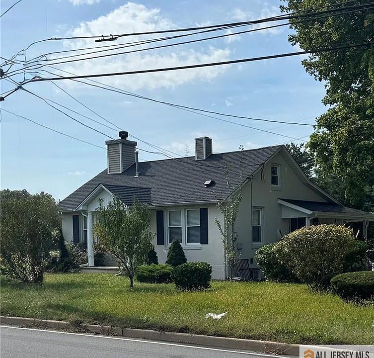 1st image of 69 Dunhams Corner Rd