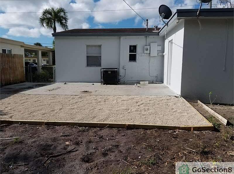 2nd image of 2451 NW 58th St