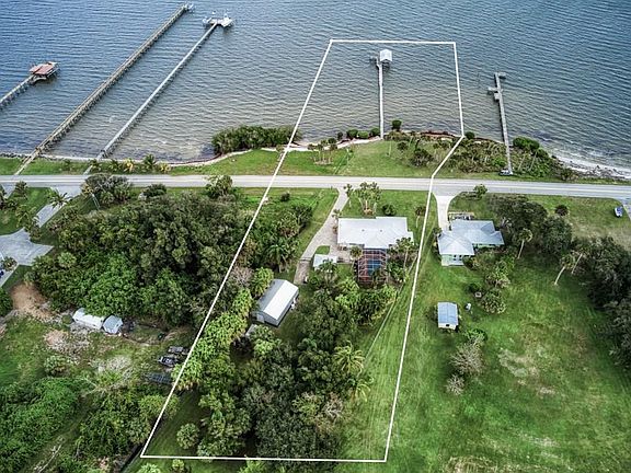 3rd image of 13055 N Indian River Dr
