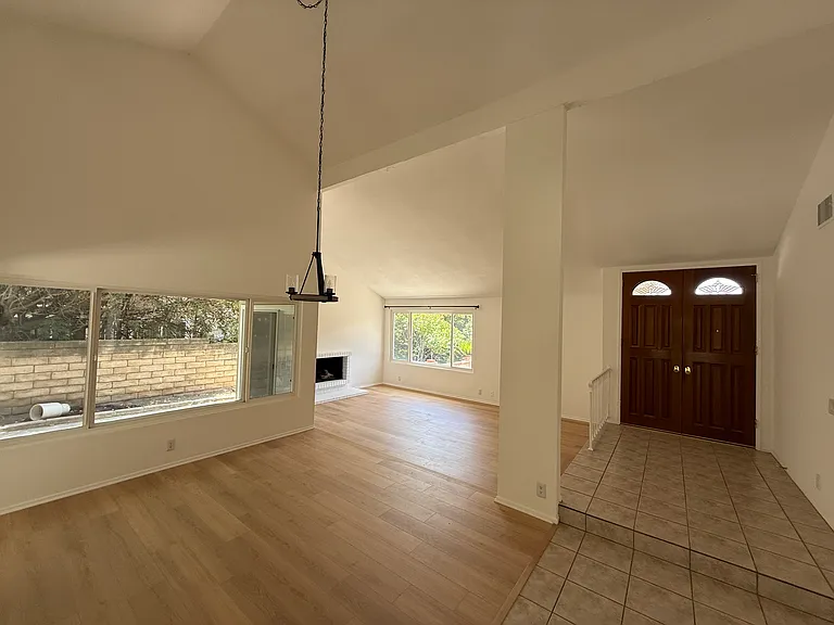 3086 Black Hills Ct — Photo 3