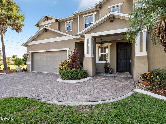 3rd image of 167 Ekana Cir