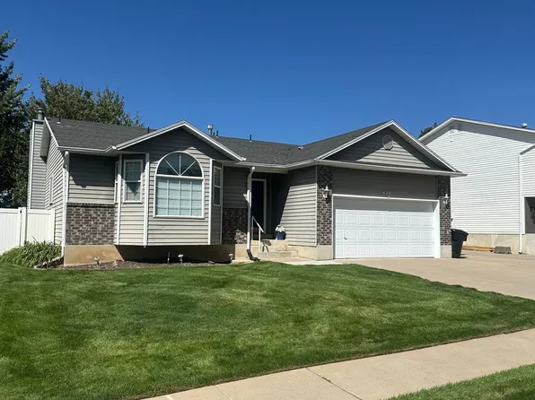 428 W Creekside Way, Kaysville, UT 84037