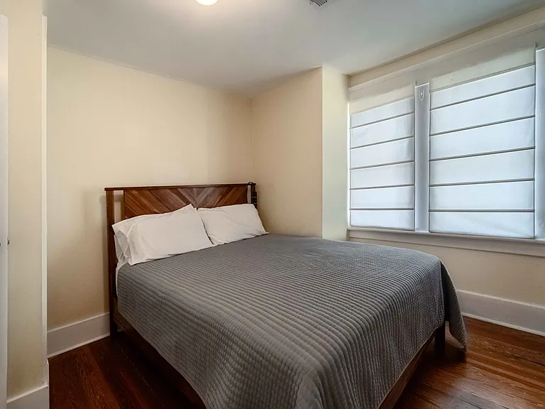 1435 Johns Rd — Photo 31