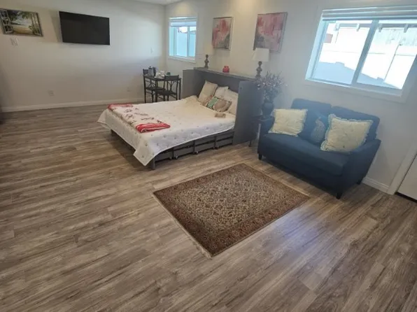 4510 Willens Ave, Woodland Hills, CA 91364