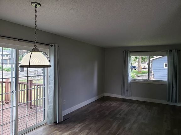 4th image of 2227 Golden Blvd