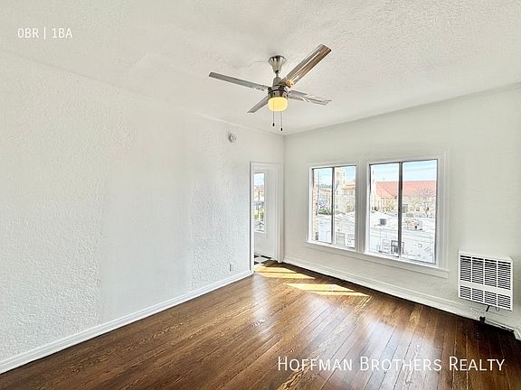 4th image of 1245 S Mariposa Ave #23A