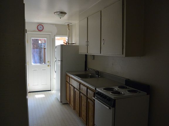 3rd image of 2498 Alma Ave #1