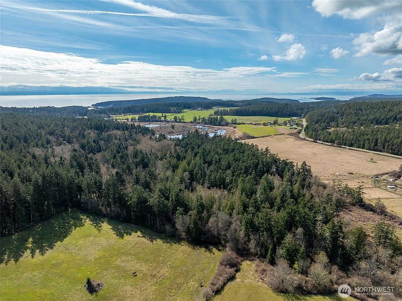 4th image of 4722 Mud Bay Road