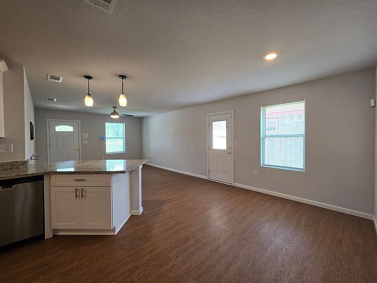 2500 Westcliff Rd #A/B — Photo 8