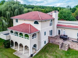 33 Hannoush Dr, West Springfield, MA 01089