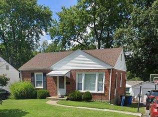 925 Saint Jean St, Florissant, MO 63031
