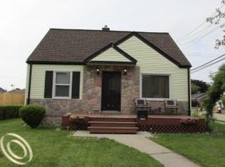 17104 Mayfield St, Roseville, MI