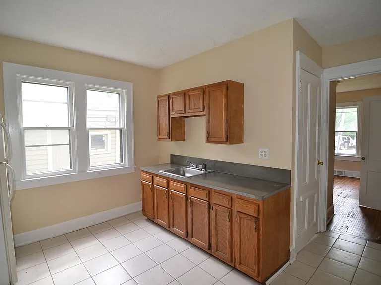1421 South Ave #6 — Photo 4