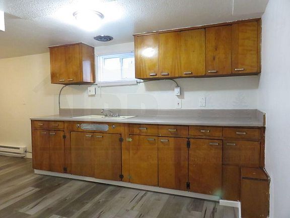 5th image of 703 S Ainsworth Ave APT C