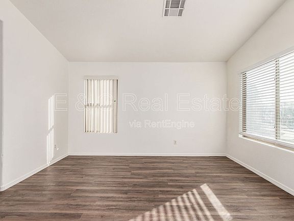 4th image of 15928 W Smokey Dr