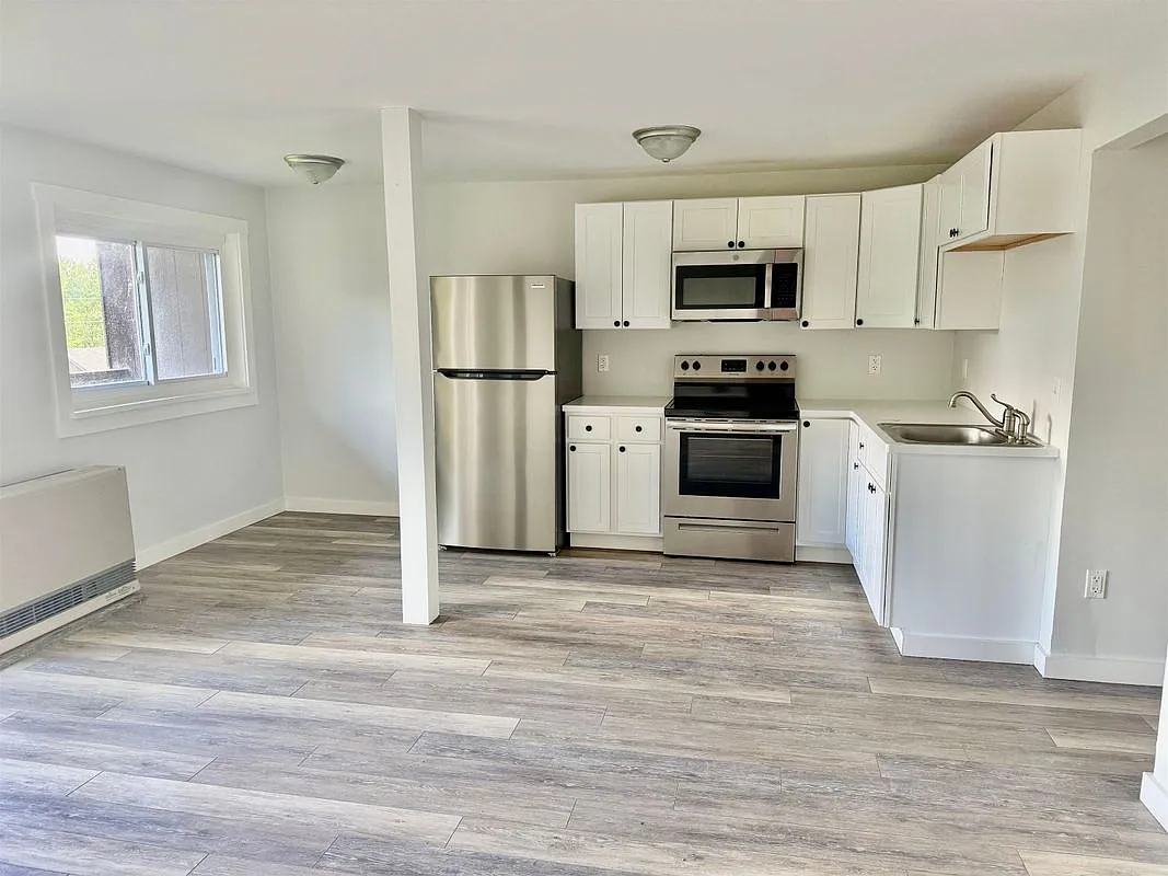 2 bed, 1.0 bath, 657 sqft, $2,000 — Photo 1