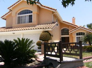 2317 Mangular Ave, Corona, CA 92882