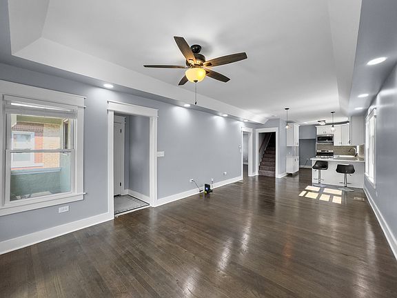 4th image of 827 S 18th Ave