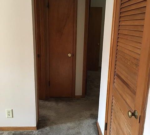 5th image of 118 W Dodridge St #2121380