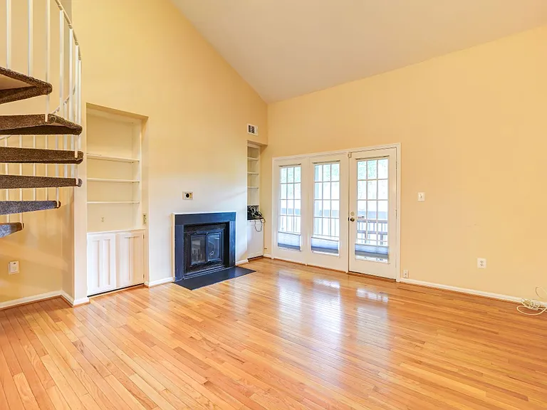 20649 Shadyside Way #B — Photo 17