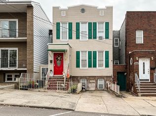 125 Poplar St, Jersey City, NJ 07307