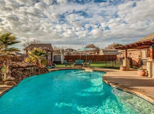 805 Sierra Vista Dr, Burleson, TX 76028