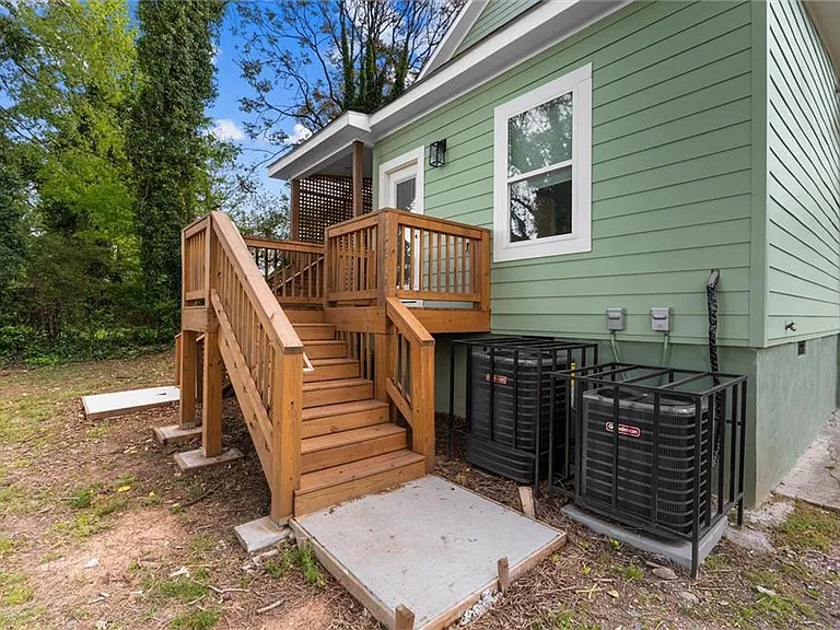 598 Formwalt St SW #A — Photo 49