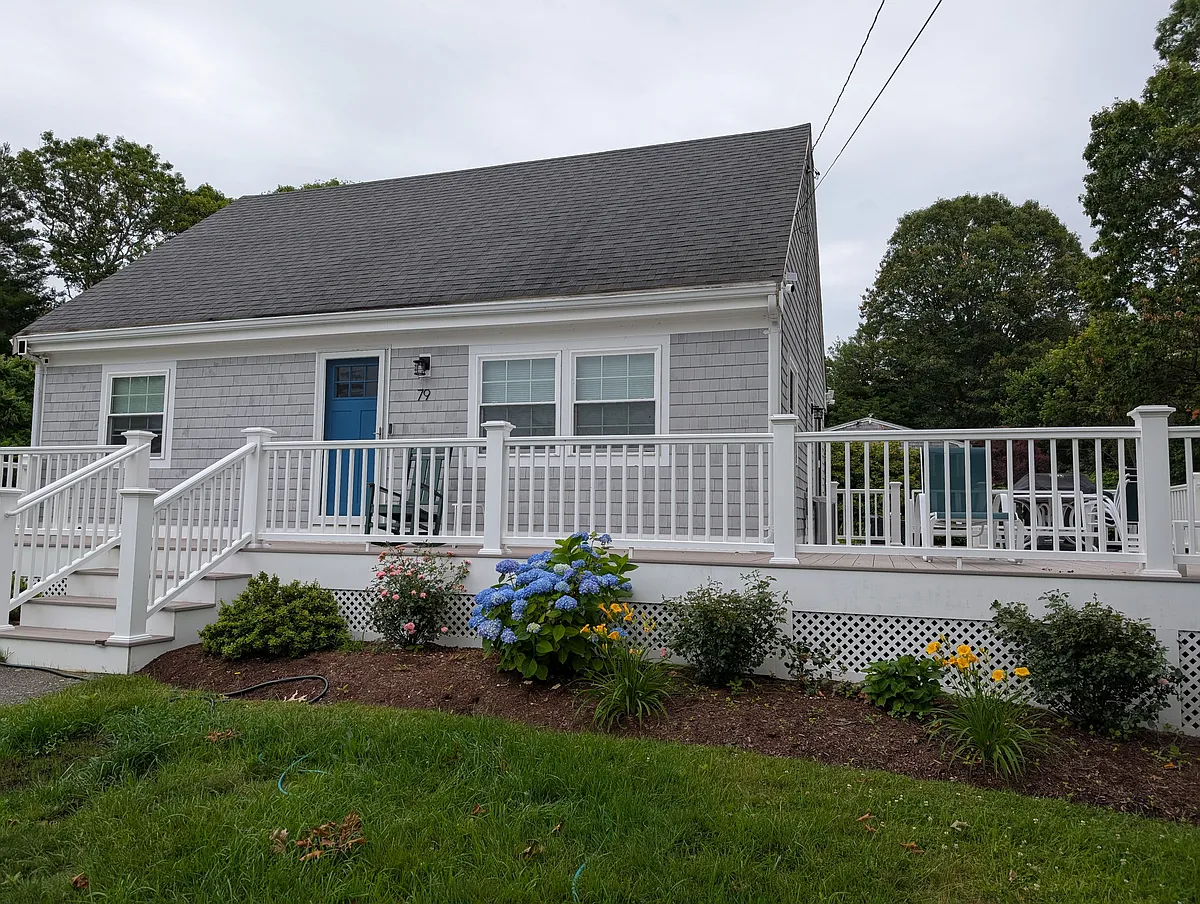 Building Photo - 79 Lakewood Dr