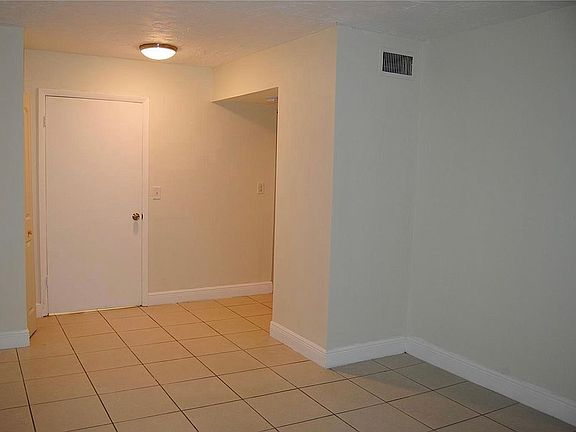 5th image of 9440 Fontainebleau Blvd APT 311