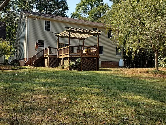 3rd image of 1070 Carriage End Way