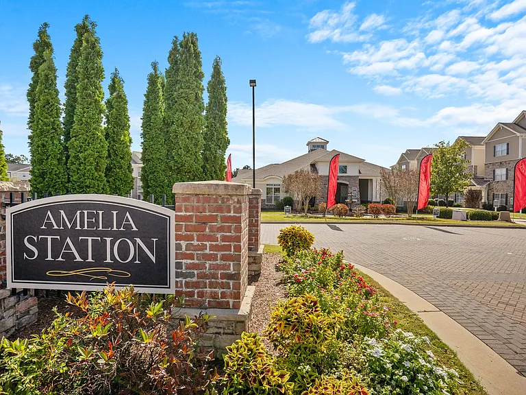 Amelia Station — Photo 38