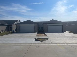 5224 N Cypress Cir, Wichita, KS 67226
