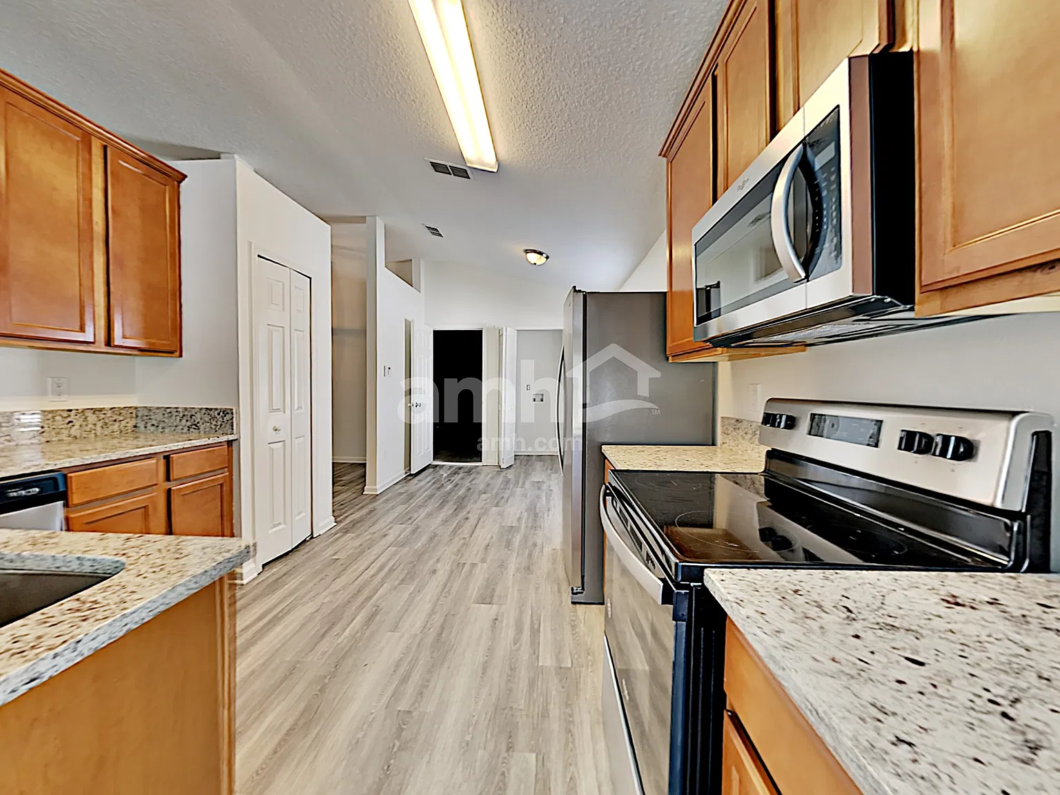 3 bed, 2.0 bath, 1680 sqft, $2,150 — Photo 4