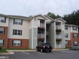 501 Garrison Woods Dr APT 302, Stafford, VA 22554