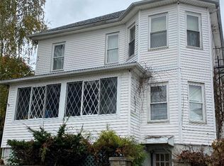 62 Fiume St, West Warwick, RI 02893