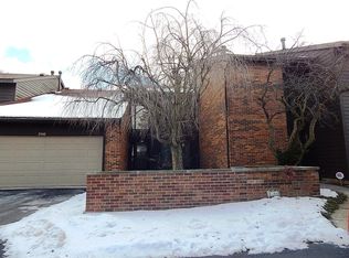 2042 Walden Ct, Flint, MI 48532