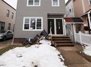 13540 231st St, Springfield Gardens, NY 11413