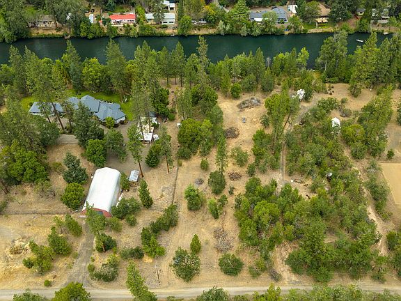 4th image of 2697 Old Ferry Rd