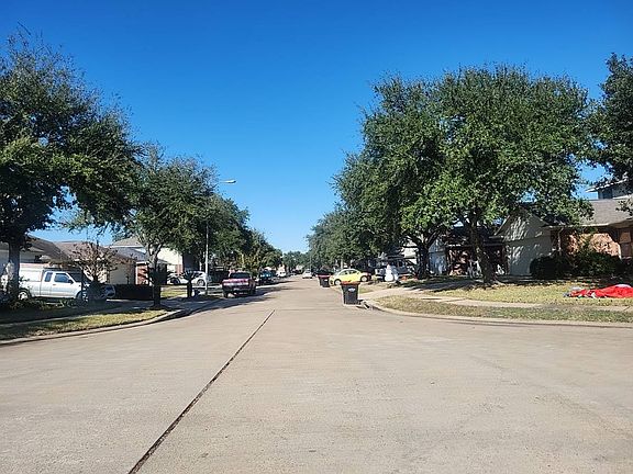 5th image of 5922 Camron Point Cir