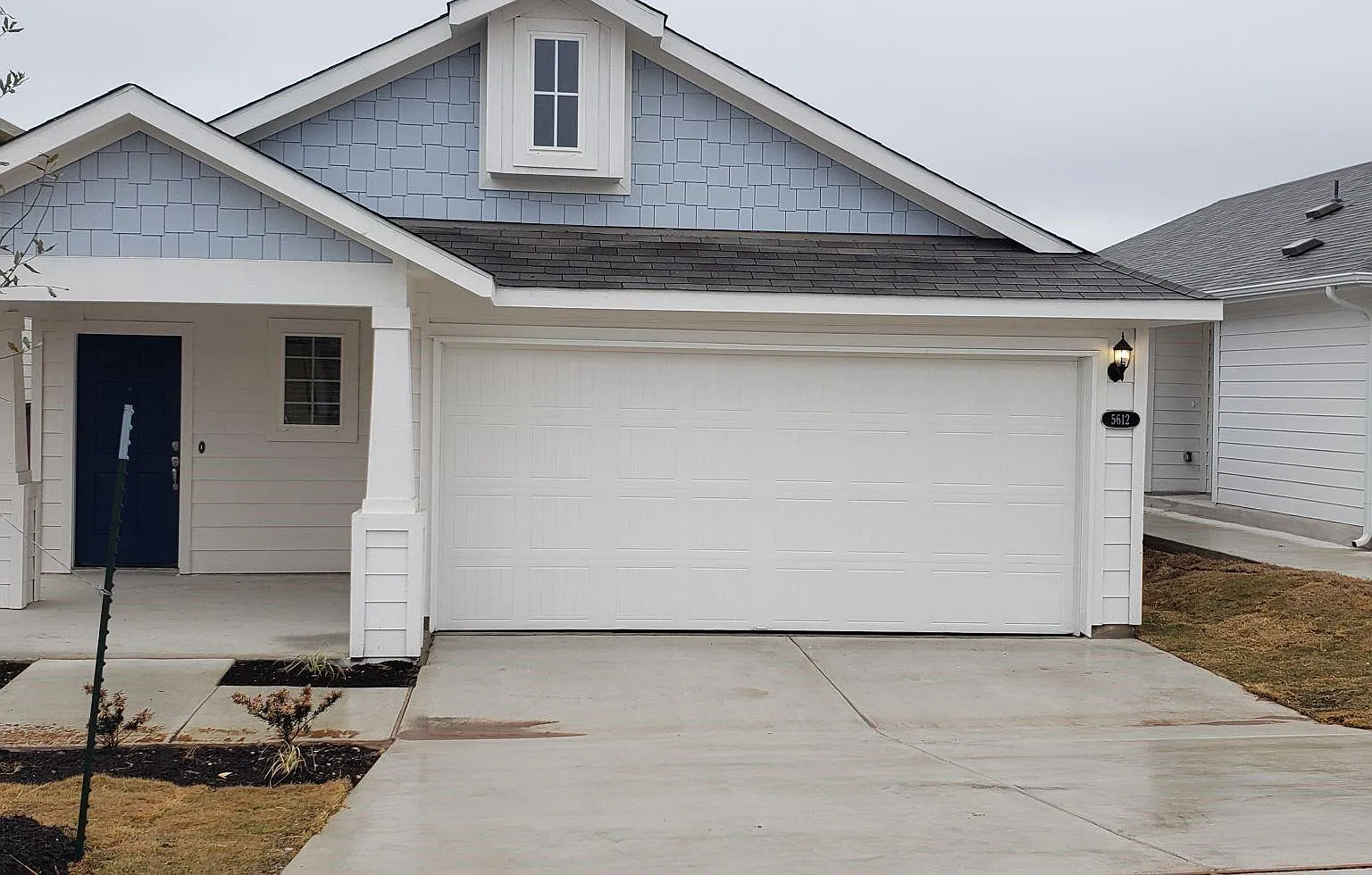 3 bed, 2.0 bath, 1540 sqft, $2,300 — Photo 2