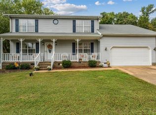 101 Percussion Rd, Williamsburg, VA 23185