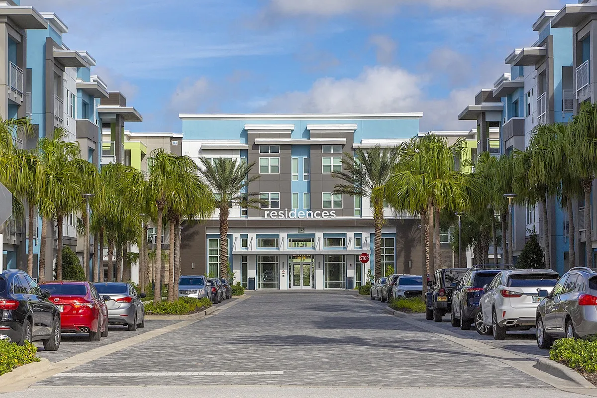 Residences at The Green — Photo 2