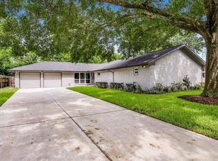 9723 Greenwillow Dr, Houston, TX 77096