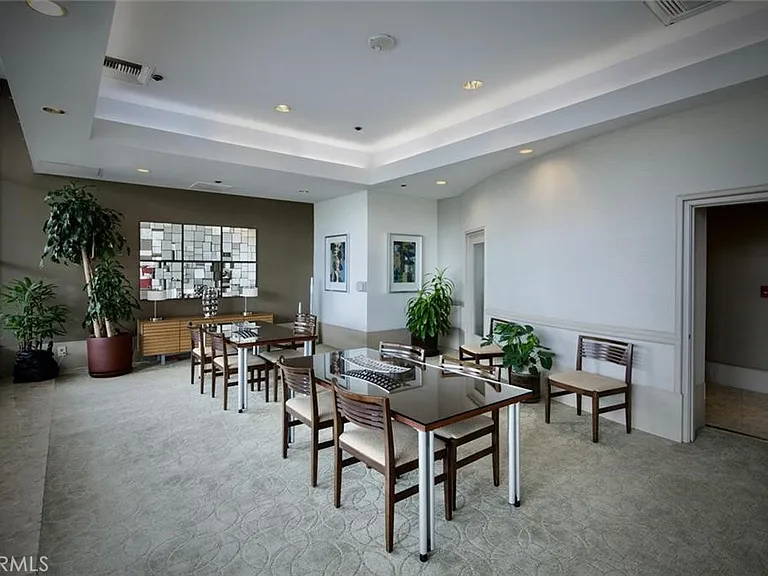 700 E Ocean Blvd #1104 — Photo 41