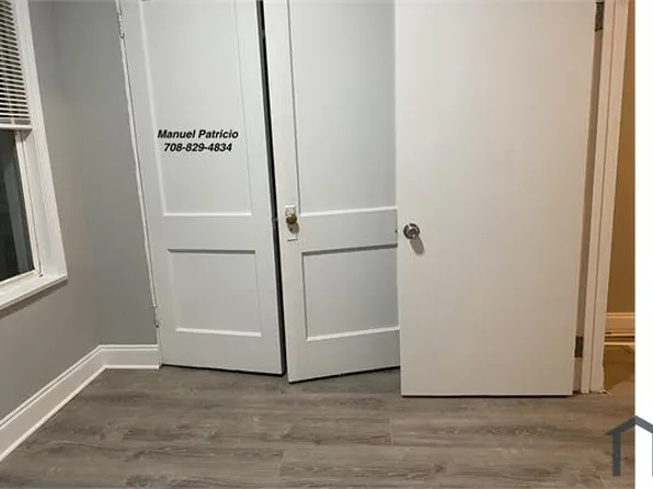 5352 W Division St APT 2R, Chicago, IL 60651