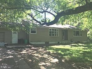 2nd image of 1434 Wistar Rd