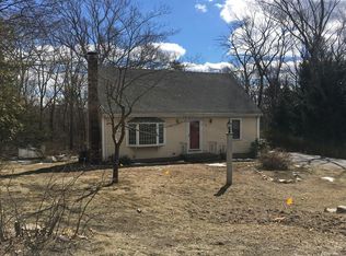 76 Cheryl Ln, Holliston, MA 01746